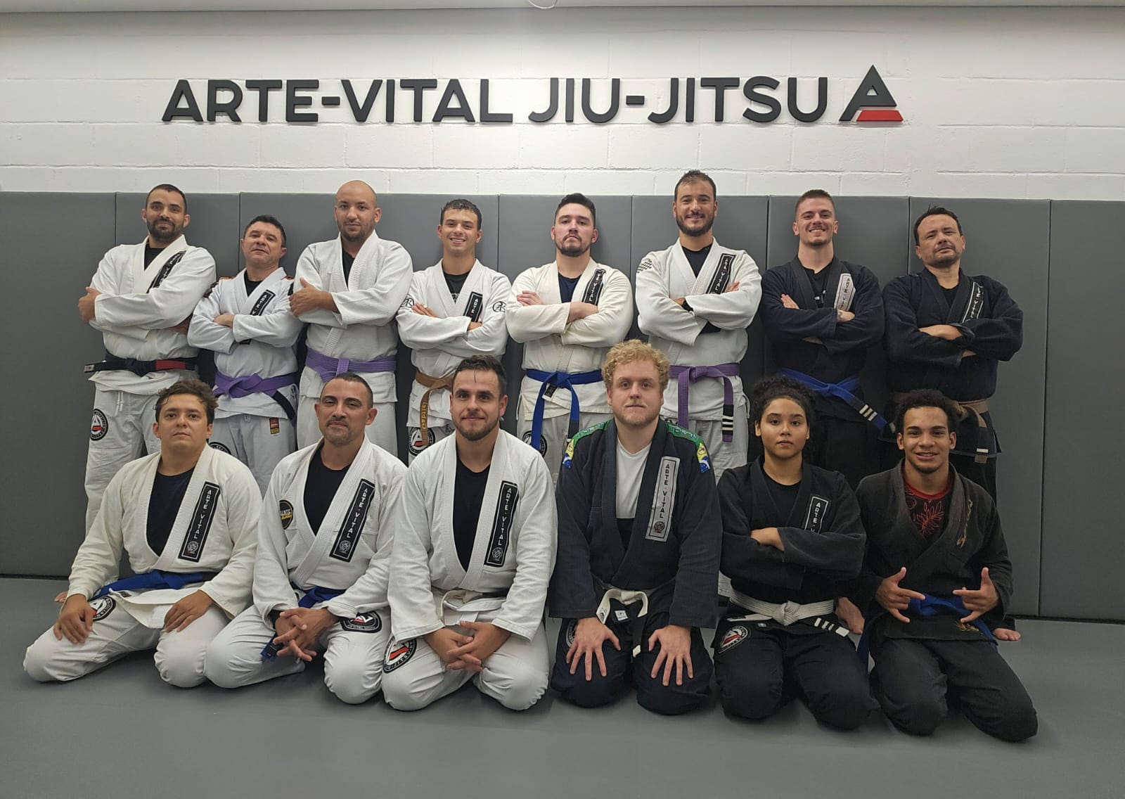 Equipe Arte Vital Jiu-Jitsu no dojo